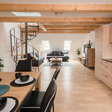 Ayni Apartman Semily Ngoại thất bức ảnh